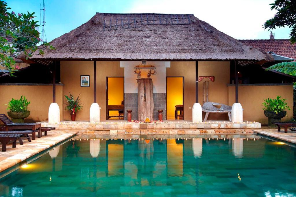 The Sungu & Resor 4*